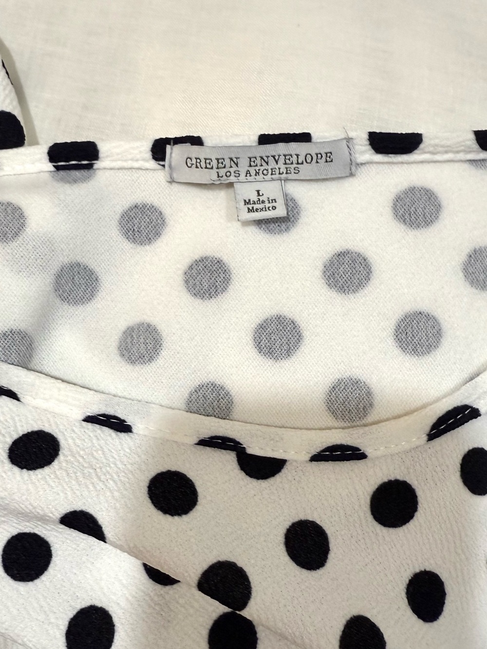 Green Envelope White Short Puff Sleeve Top with Blue Polka Dots - Picture 2 of 4
